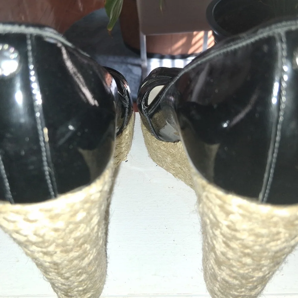 Michael Kors Black Women's Wedge Shoes - Picture 4 of 6